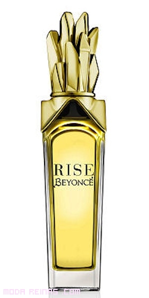Perfumes con botella dorada